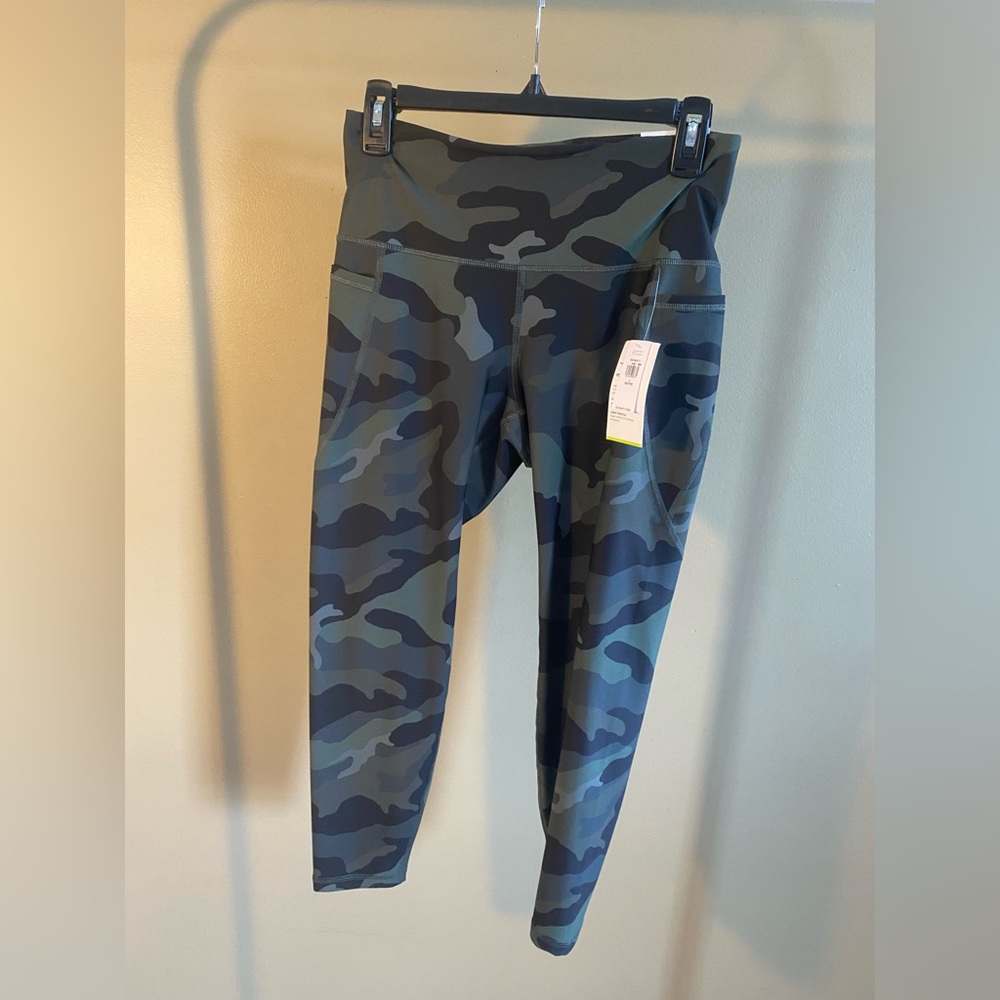 Camouflage leggings